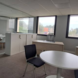 Bureau privé 55 m² 5 postes Coworking Route des Lucioles Biot 06410 - photo 1